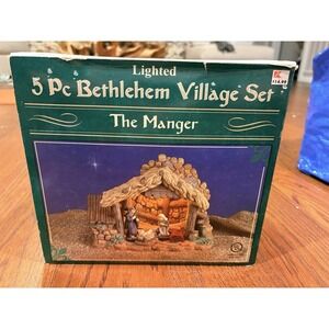 Vtg Kmart Christmas Lighted Manger 5 Pc Bethlehem Village Ceramic Nativity Read